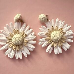 White and beige Daisy Earrings